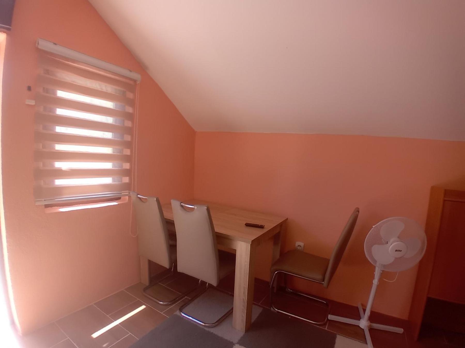 Red Apartman 2 Τρέμπινιε Εξωτερικό φωτογραφία