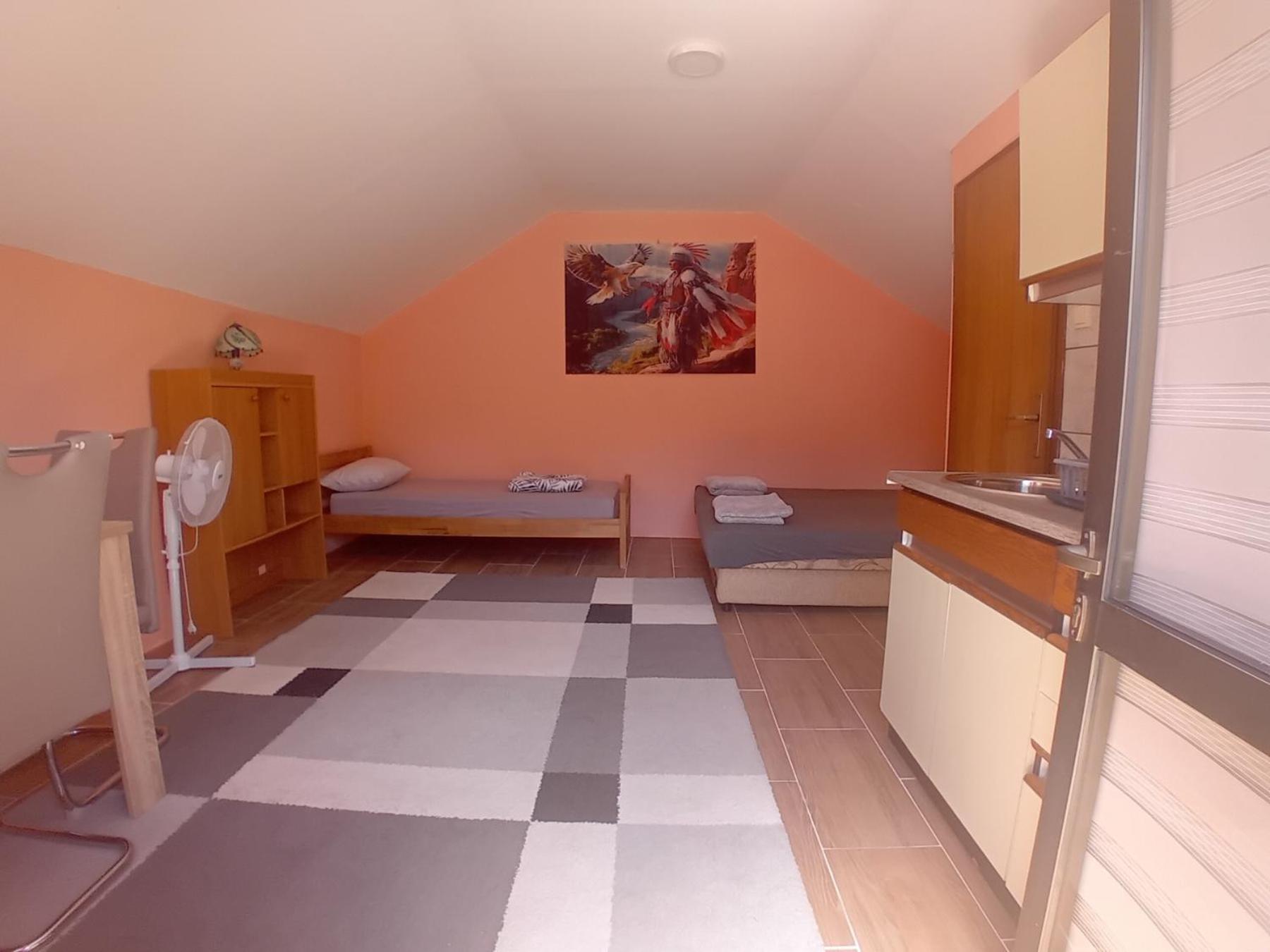 Red Apartman 2 Τρέμπινιε Εξωτερικό φωτογραφία